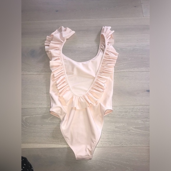 Lovers + Friends Blush Flutter By Ruffle One Piece Swimsuit sz M - Picture 6 of 8